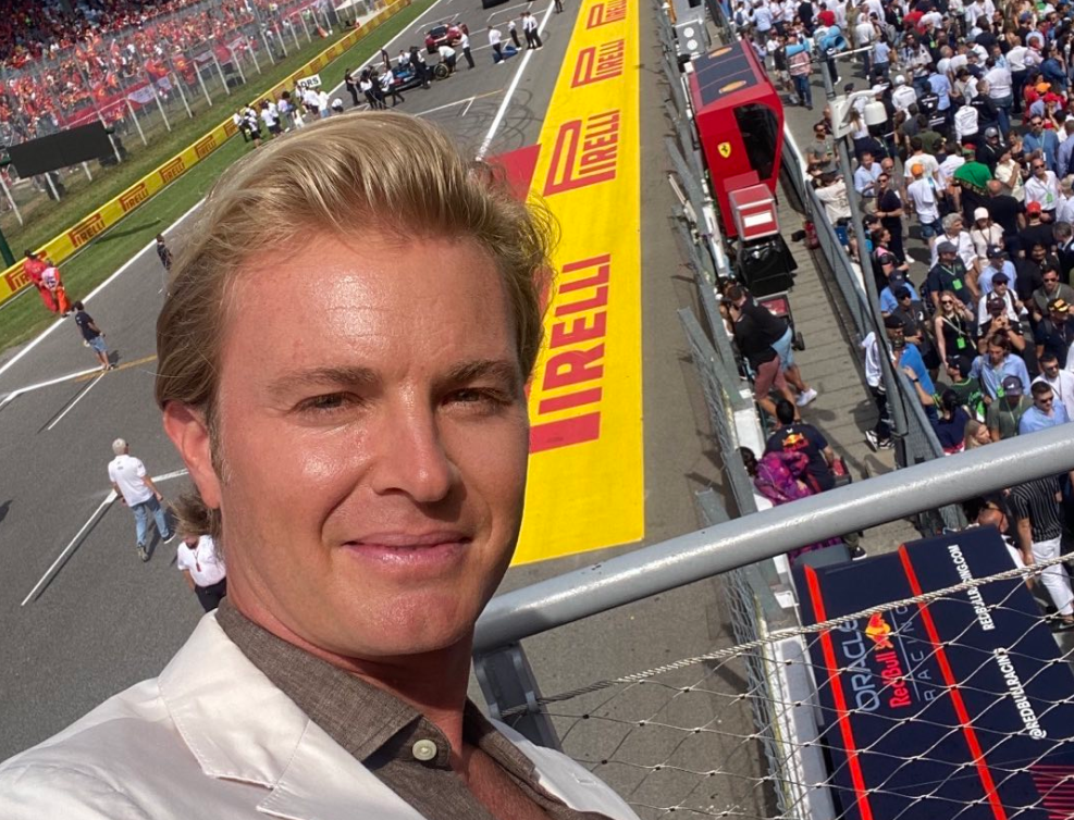 Rosberg chimes in on Hamilton-Verstappen “teammates” debate: “He has a point…”